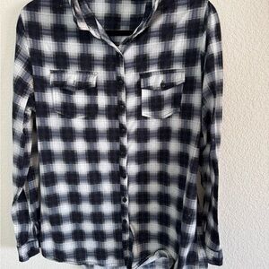 Eden & Olivia Blue and Gray Long Sleeve Button Down Shirt